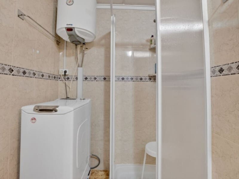 3 soveværelse Lejlighed til salg i Torrevieja med swimmingpool - € 159.000 (Ref: 9861803)