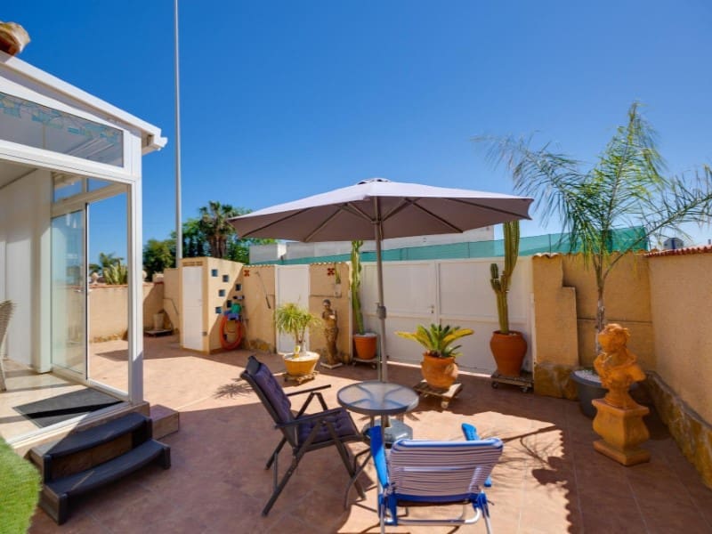 3 bedroom Villa for sale in Orihuela Costa - € 228,999 (Ref: 9868497)