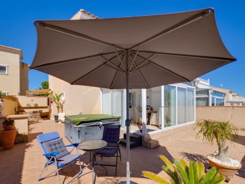 3 bedroom Villa for sale in Orihuela Costa - € 228,999 (Ref: 9868497)