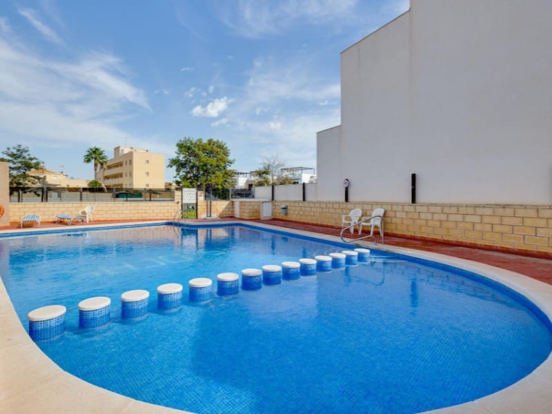 3 bedroom Villa for sale in Orihuela Costa - € 228,999 (Ref: 9868497)