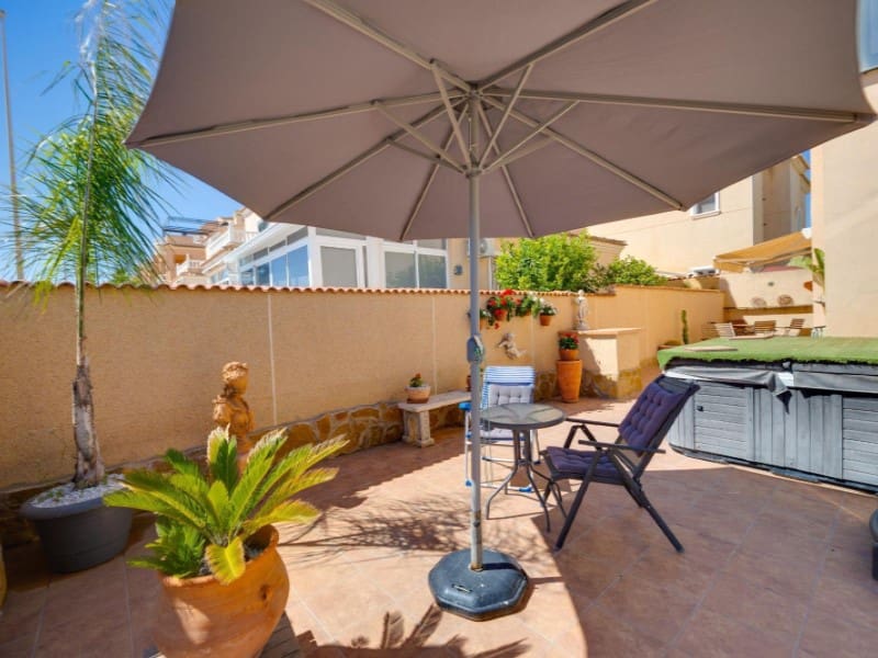 3 bedroom Villa for sale in Orihuela Costa - € 228,999 (Ref: 9868497)