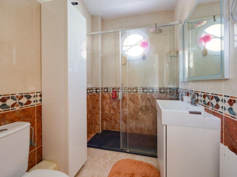 3 bedroom Villa for sale in Orihuela Costa - € 228,999 (Ref: 9868497)