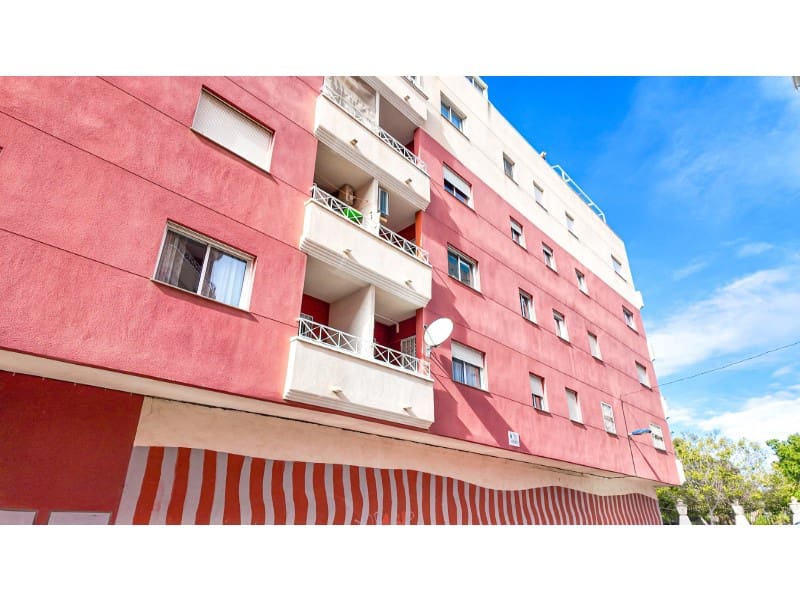 2 slaapkamer Appartement te koop in Torrevieja met zwembad - € 169.000 (Ref: 9868498)