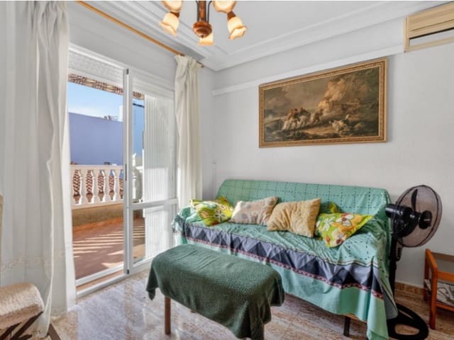 2 makuuhuone Huoneisto myytävänä paikassa Playa de los Locos, Torrevieja mukana 
autotalli - 149 900 € (Ref: 9868499)