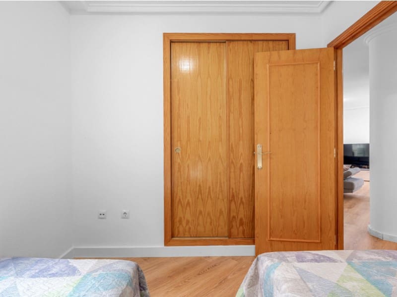 3 soverom Leilighet til salgs i Torrevieja med svømmebasseng - € 169 000 (Ref: 9868500)