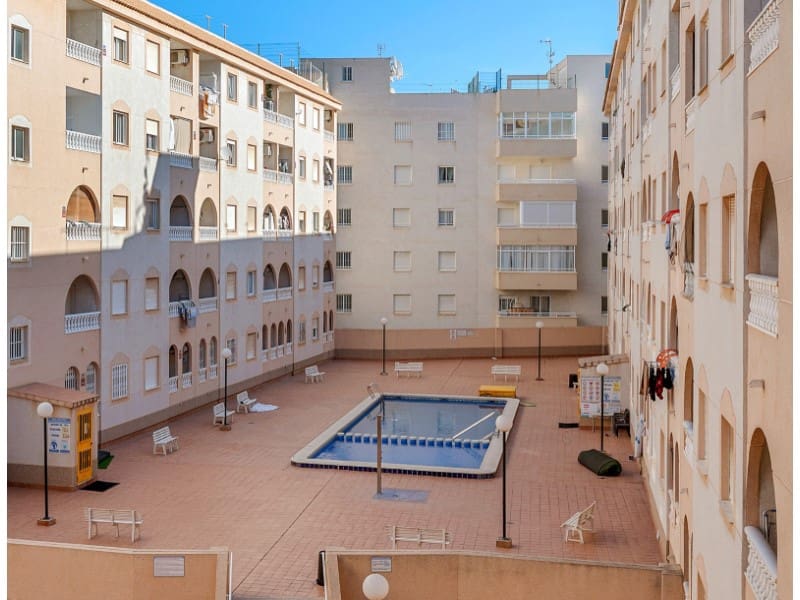3 soverom Leilighet til salgs i Torrevieja med svømmebasseng - € 169 000 (Ref: 9868500)