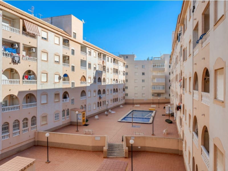 3 soverom Leilighet til salgs i Torrevieja med svømmebasseng - € 169 000 (Ref: 9868500)