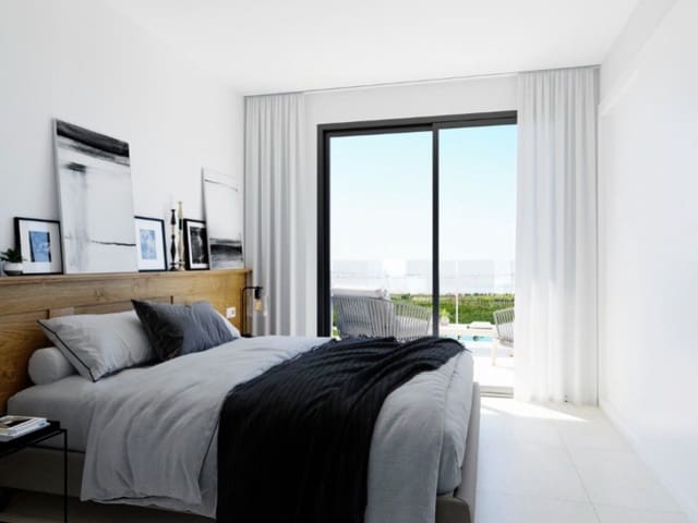 Bungalow de 2 habitaciones en Los Balcones - Los Altos, Torrevieja en venta con piscina - 330.000 € (Ref: 9868502)