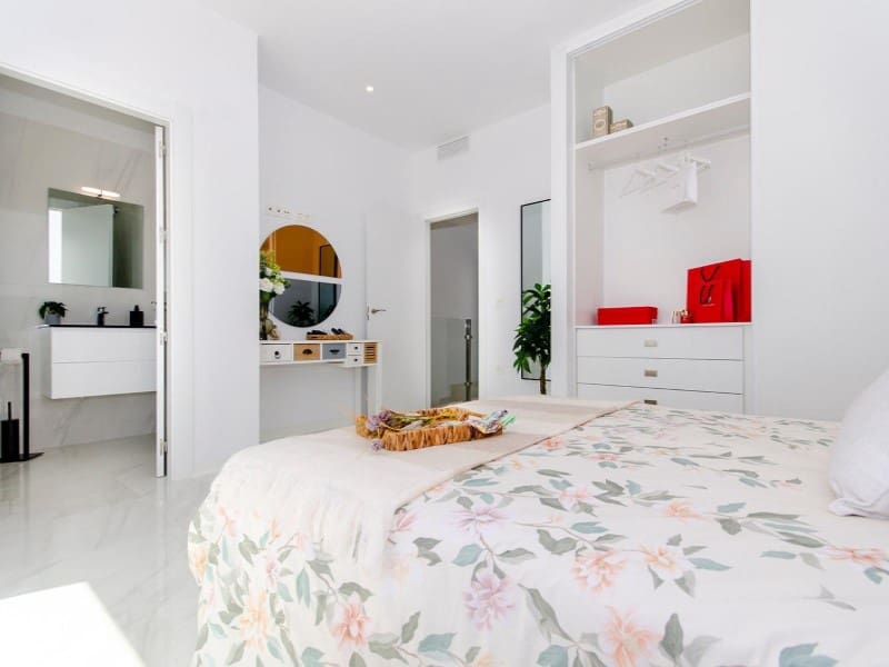 3 Zimmer Villa zu verkaufen in Vistabella mit Pool - 395.000 € (Ref: 9876029)