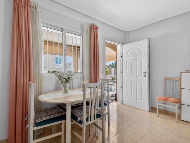 2 soveværelse Byhus til salg i Playa Flamenca, Orihuela med garage - € 299.000 (Ref: 9878444)