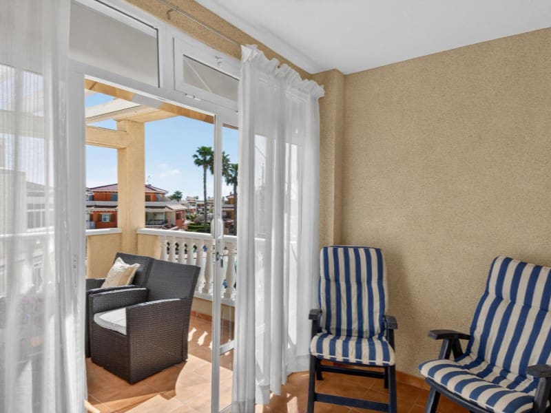 2 bedroom Townhouse for sale in Playa Flamenca with garage - € 299,000 (Ref: 9878444)
