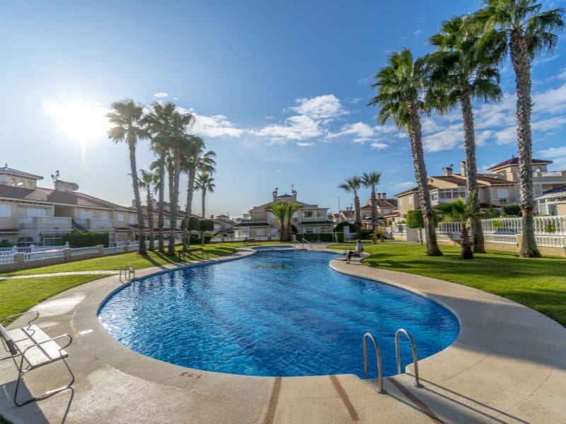 2 bedroom Townhouse for sale in Playa Flamenca with garage - € 299,000 (Ref: 9878444)