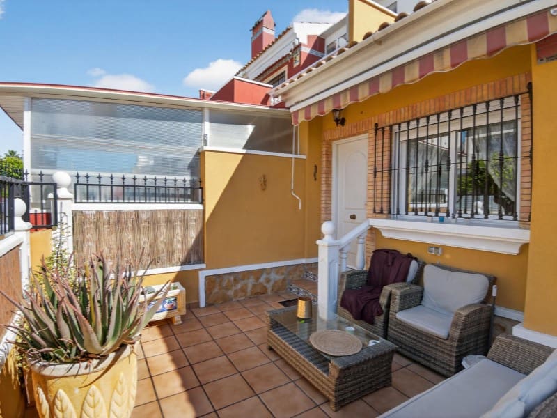3 chambre Maison de Ville à vendre à Torrevieja - 219 000 € (Ref: 9878445)
