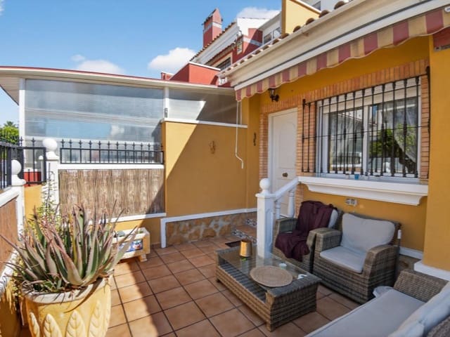 3 chambre Maison de Ville à vendre à El Chaparral - La Siesta - La Torreta, Torrevieja - 219 000 € (Ref: 9878445)