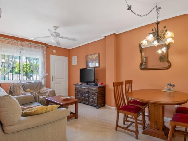 3 chambre Maison de Ville à vendre à El Chaparral - La Siesta - La Torreta, Torrevieja - 219 000 € (Ref: 9878445)