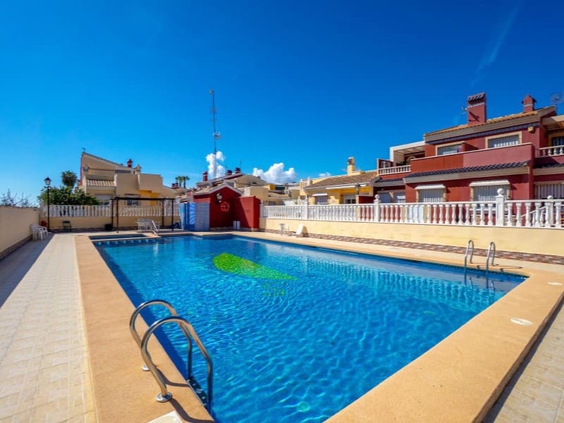 3 chambre Maison de Ville à vendre à Torrevieja - 219 000 € (Ref: 9878445)