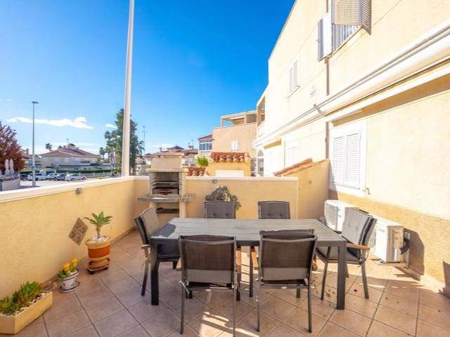 3 soveværelse Byhus til salg i Playa Flamenca, Orihuela med garage - € 349.000 (Ref: 9878446)