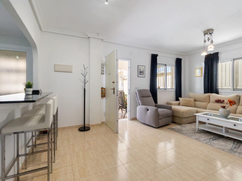 3 soveværelse Byhus til salg i Playa Flamenca med garage - € 349.000 (Ref: 9878446)