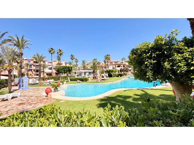 3 sypialnia Apartament na sprzedaż w Torrevieja z basenem - 419 900 € (Ref: 9878448)