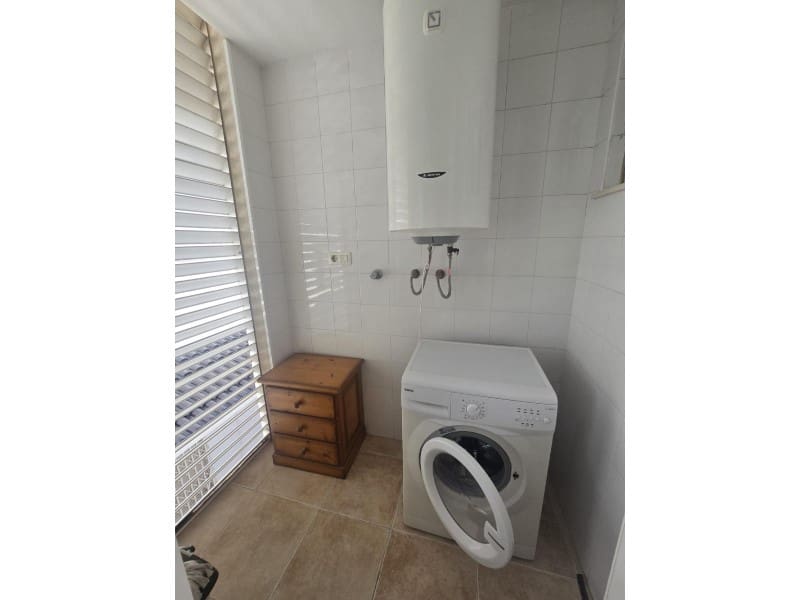 3 slaapkamer Penthouse te koop in La Veleta met zwembad - € 295.000 (Ref: 9878449)