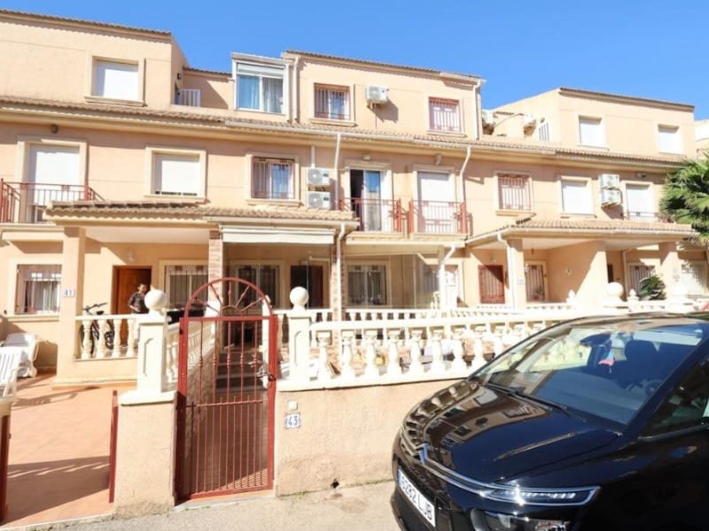 3 slaapkamer Huis te koop in Orihuela Costa met zwembad - € 285.000 (Ref: 9880805)