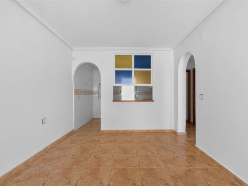 2 chambre Appartement à vendre à Torrevieja avec piscine - 129 900 € (Ref: 9880808)