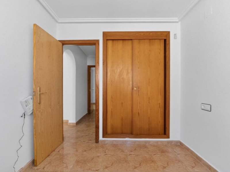 2 chambre Appartement à vendre à Torrevieja avec piscine - 129 900 € (Ref: 9880808)