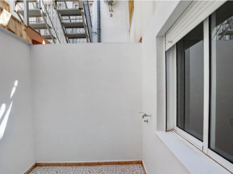 2 chambre Appartement à vendre à Torrevieja avec piscine - 129 900 € (Ref: 9880808)
