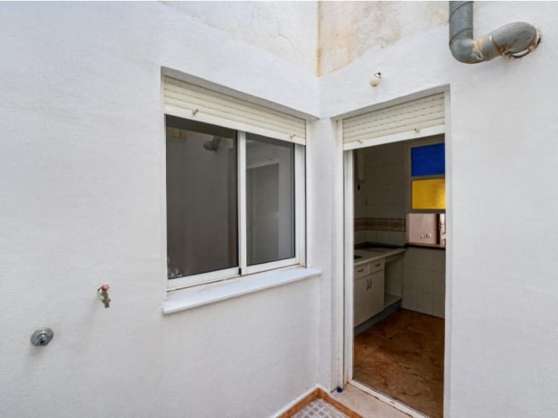 2 chambre Appartement à vendre à Torrevieja avec piscine - 129 900 € (Ref: 9880808)