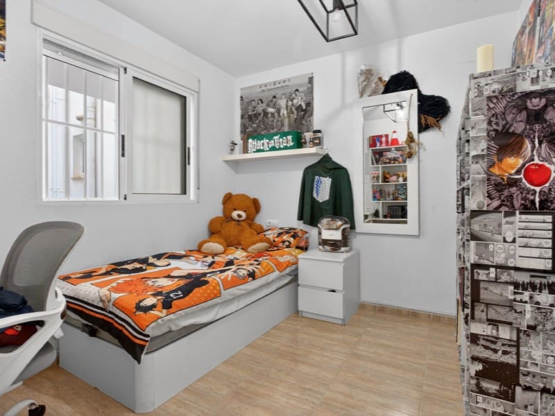 1 soverom Leilighet til salgs i Torrevieja - € 79 900 (Ref: 9880809)