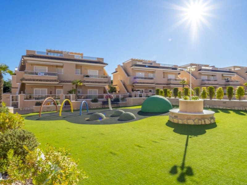 Casa en Los Altos en venta con piscina - 349.000 € (Ref: 9880810)