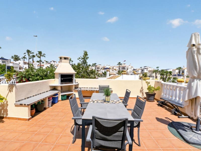 4 sovrum Villa till salu i Orihuela Costa med pool - 795 000 € (Ref: 9884450)