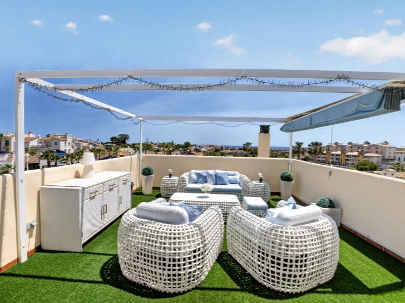 4 sovrum Villa till salu i Orihuela Costa med pool - 795 000 € (Ref: 9884450)