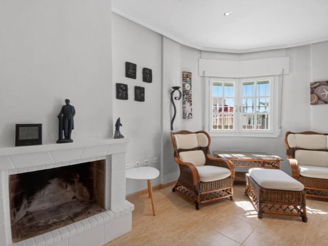 3 slaapkamer Villa te koop in Benijófar met zwembad - € 329.000 (Ref: 9884452)