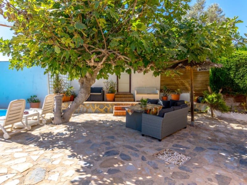 3 slaapkamer Villa te koop in La Zenia met zwembad - € 799.000 (Ref: 9884453)
