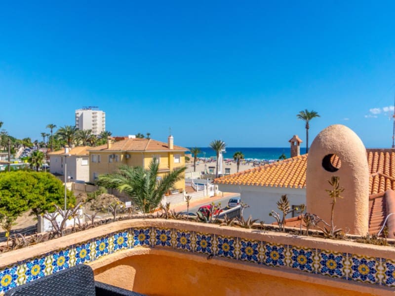 3 slaapkamer Villa te koop in La Zenia met zwembad - € 799.000 (Ref: 9884453)