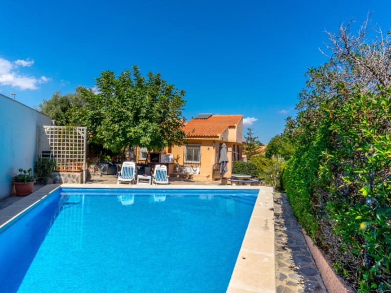 3 slaapkamer Villa te koop in La Zenia met zwembad - € 799.000 (Ref: 9884453)