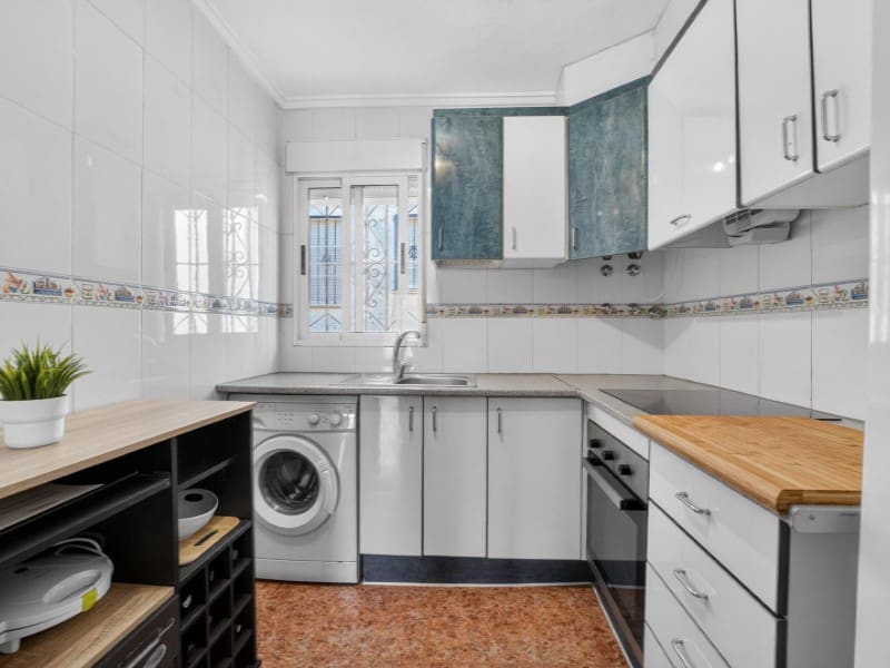 3 bedroom Apartment for sale in La Florida - € 159,000 (Ref: 9884455)