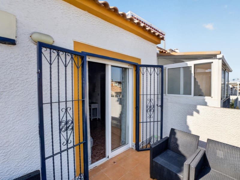 3 bedroom Apartment for sale in La Florida - € 159,000 (Ref: 9884455)