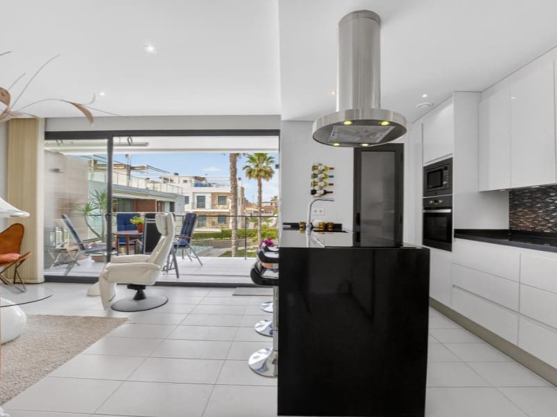 2 sypialnia Apartament na sprzedaż w Los Altos - 323 000 € (Ref: 9884460)