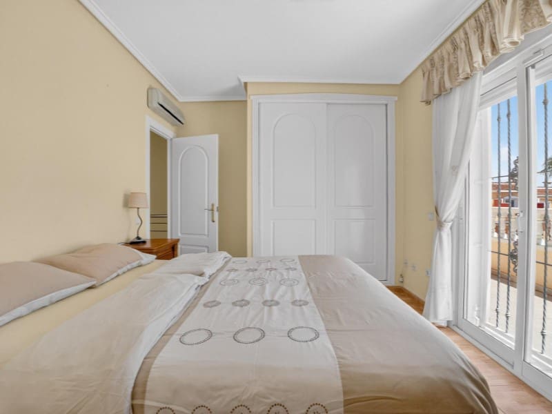 3 sovrum Hus till salu i Ciudad Quesada med pool - 279 000 € (Ref: 9884461)