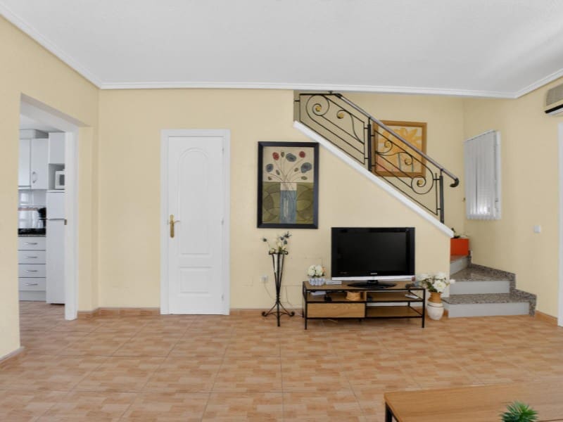 3 sovrum Hus till salu i Ciudad Quesada med pool - 279 000 € (Ref: 9884461)