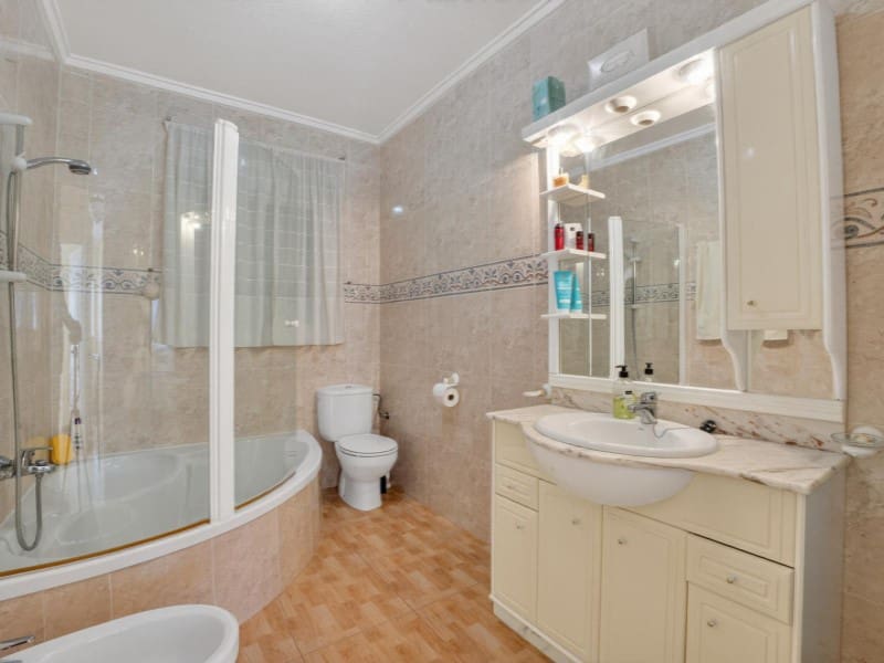 3 sovrum Hus till salu i Ciudad Quesada med pool - 279 000 € (Ref: 9884461)