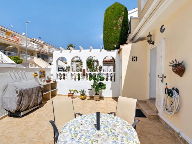 3 sovrum Hus till salu i Ciudad Quesada med pool - 279 000 € (Ref: 9884461)