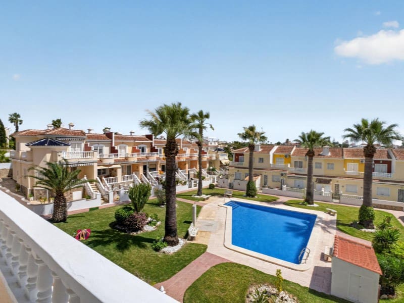 3 sovrum Hus till salu i Ciudad Quesada med pool - 279 000 € (Ref: 9884461)