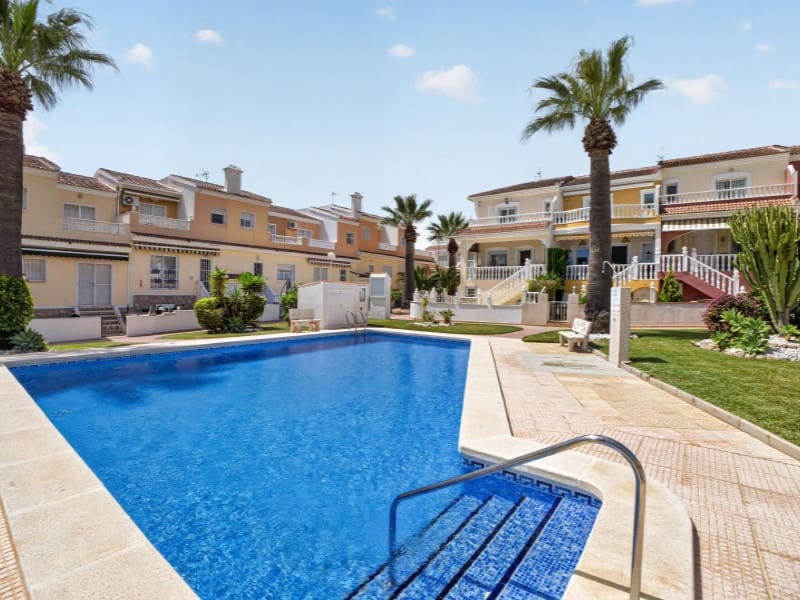 3 sovrum Hus till salu i Ciudad Quesada med pool - 279 000 € (Ref: 9884461)