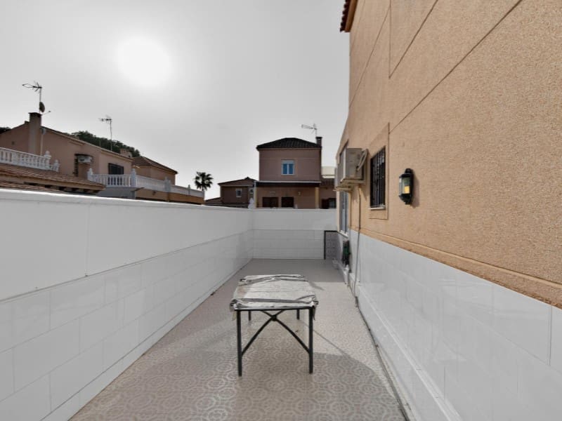 3 slaapkamer Huis te koop in Los Altos met zwembad - € 215.000 (Ref: 9884462)