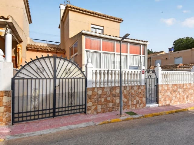 3 slaapkamer Huis te koop in Los Altos met zwembad - € 215.000 (Ref: 9884462)