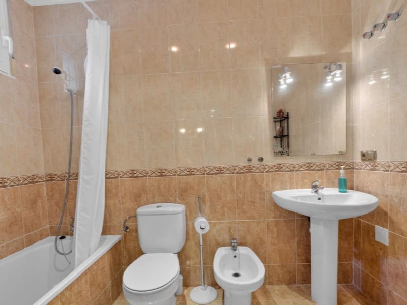 7 sypialnia Willa na sprzedaż w La Zenia z basenem - 839 000 € (Ref: 9890085)