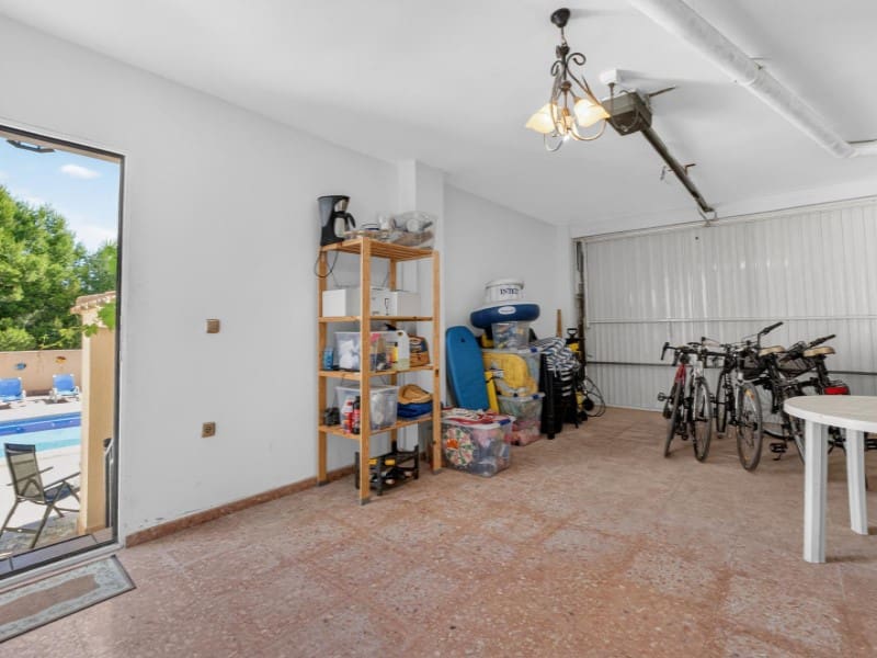 7 sypialnia Willa na sprzedaż w La Zenia z basenem - 839 000 € (Ref: 9890085)